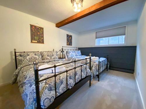 Blue Square - Right Unit by Killington Vacation Rentals - image 4