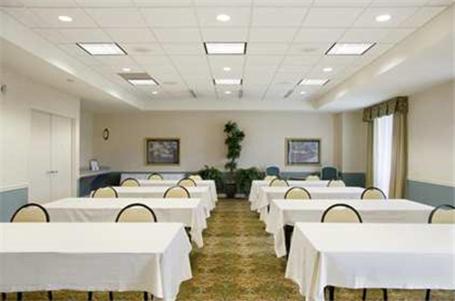 Hilton Garden Inn Appleton/Kimberly - image 7