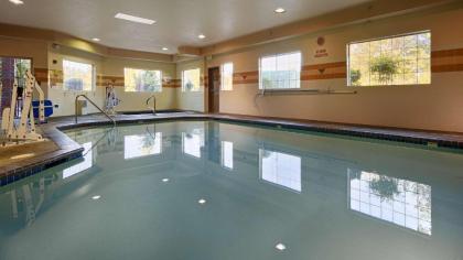 Best Western Plus Northwind Inn & Suites - image 2