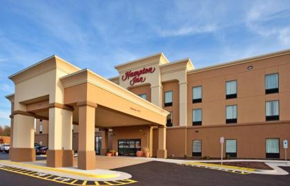 Hampton Inn Dahlgren - image 1