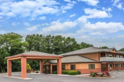 Days Inn by Wyndham Kingdom City Missouri