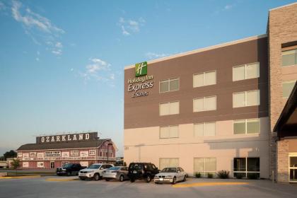 Holiday Inn Express & Suites Kingdom City an IHG Hotel - image 8