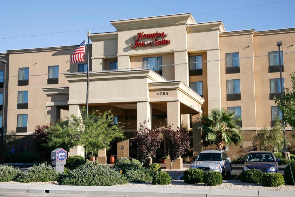 Hampton Inn & Suites Kingman - main image