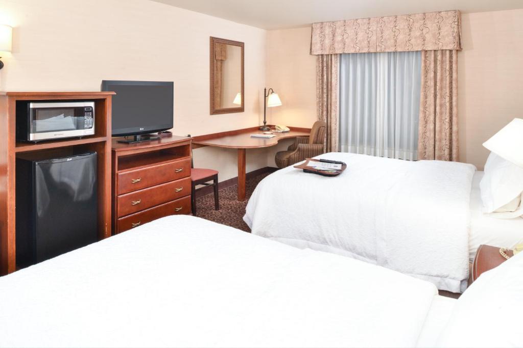 Hampton Inn & Suites Kingman - image 4