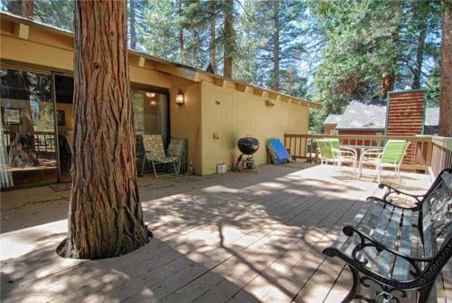 Dolly Varden Cottage (Cabin) - image 2