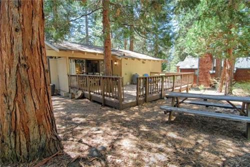 Dolly Varden Cottage (Cabin) - image 4