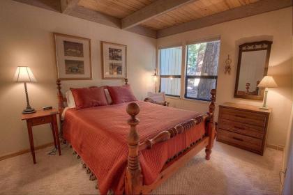 Cheyennes Place by Lake Tahoe Accommodations - image 7