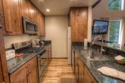 Kingswood Cornerview by Lake Tahoe Accommodations - image 17