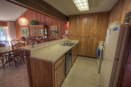 Shore View Serenity by Lake Tahoe Accommodations - image 15