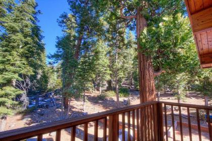 The Bass Chalet by Lake Tahoe Accommodations - image 11