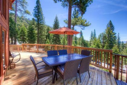 The Bass Chalet by Lake Tahoe Accommodations - image 16