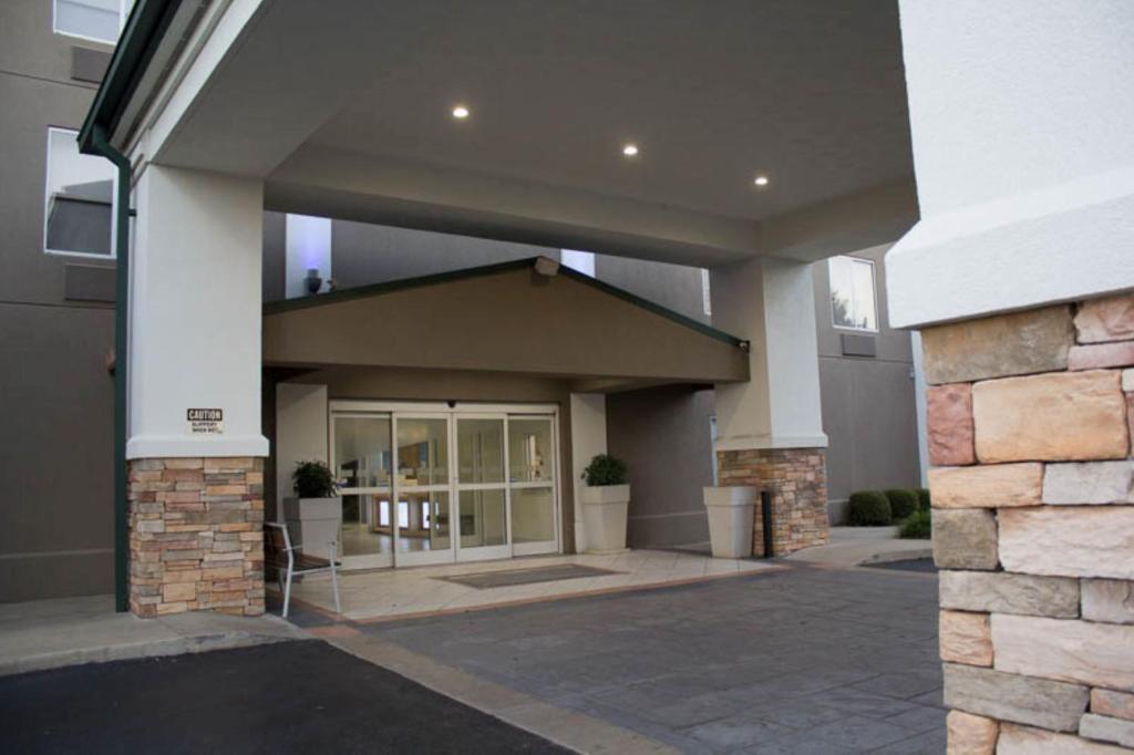 Holiday Inn Express & Suites Kings Mountain - Shelby Area an IHG Hotel - main image