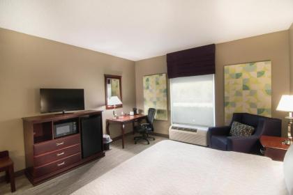 Hampton Inn Kingsland - image 6