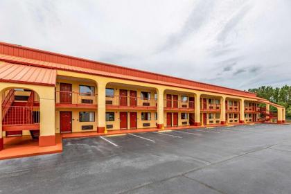 Econo Lodge Cumberland - image 15