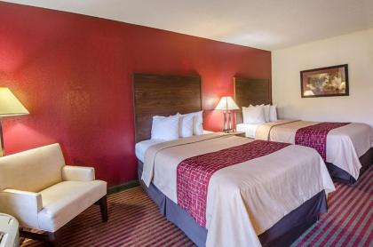 Red Roof Inn Kingsport - image 9