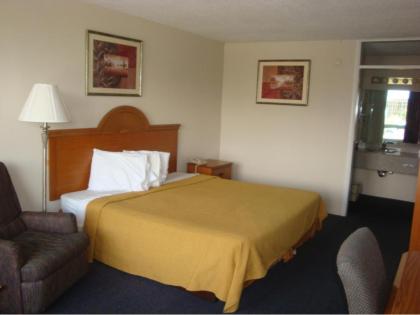 Americourt Extended Stays - image 9