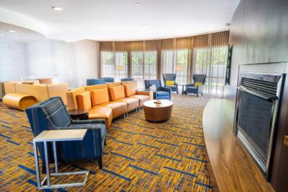 Courtyard by Marriott Kingston - image 10