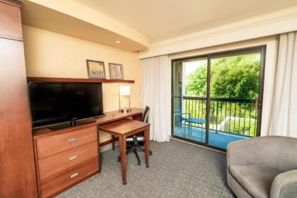 Courtyard by Marriott Kingston - image 4