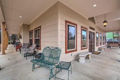 Spacious Kingston Home with Porch-Walk to Lake Texoma - image 4