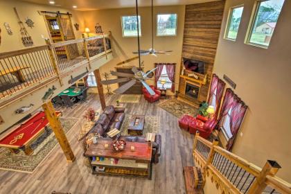 Spectacular Lake Texoma Home with Pool Table! - image 2