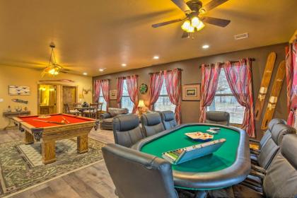 Spectacular Lake Texoma Home with Pool Table! - image 7