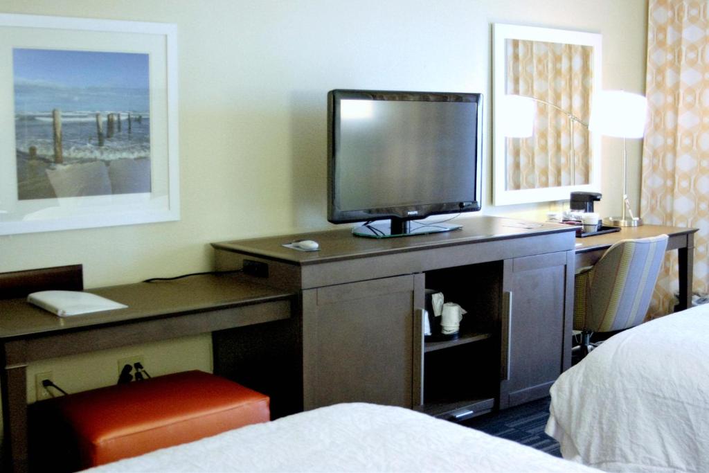 Hampton Inn Kingsville - image 3