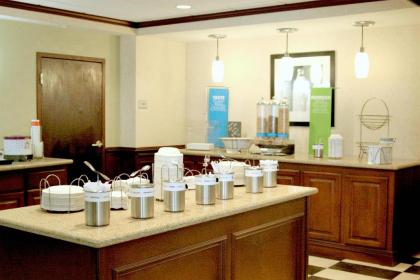 Hampton Inn Kingsville - image 4