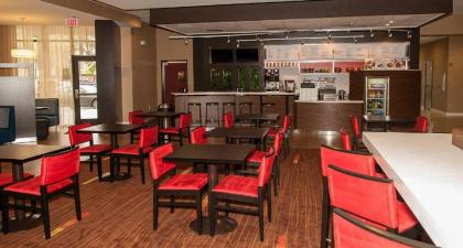 Courtyard By Marriott Houston Kingwood - image 11