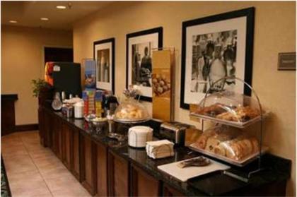 Hampton Inn Kinston - image 10