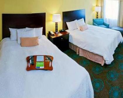 Hampton Inn Kinston - image 2