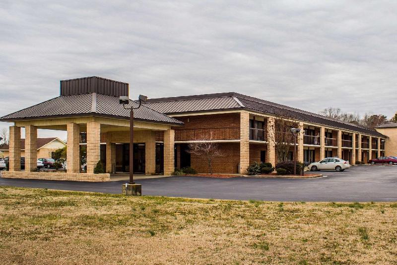 Quality Inn Kinston Hwy 70 - main image