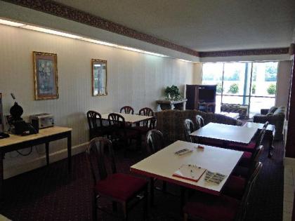 Americas Best Value Inn Kinston - image 14