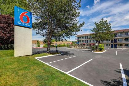 Motel 6-Kirkland WA - North Kirkland - image 4