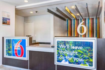 Motel 6-Kirkland WA - North Kirkland - image 9