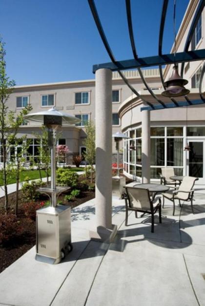 Courtyard by Marriott Seattle Kirkland - image 4