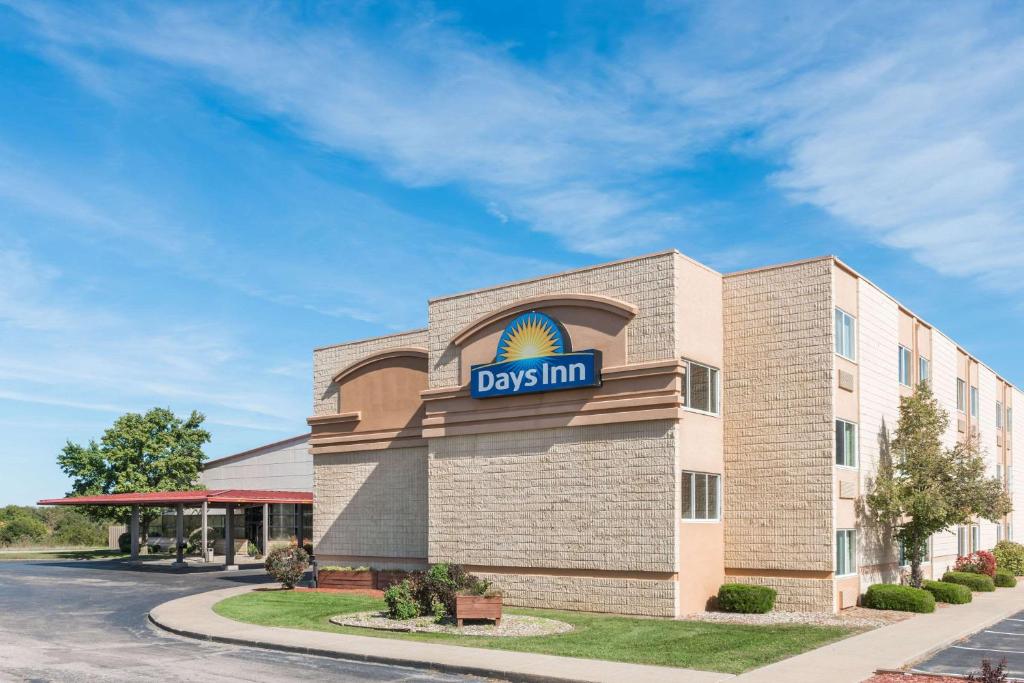 Days Inn by Wyndham Kirksville - main image