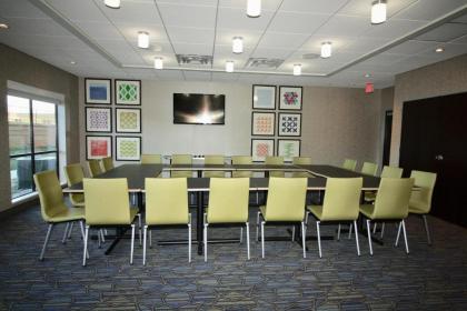 Holiday Inn Express & Suites - Kirksville - University Area an IHG Hotel - image 12