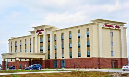 Hampton Inn By Hilton Kirksville MO - image 2