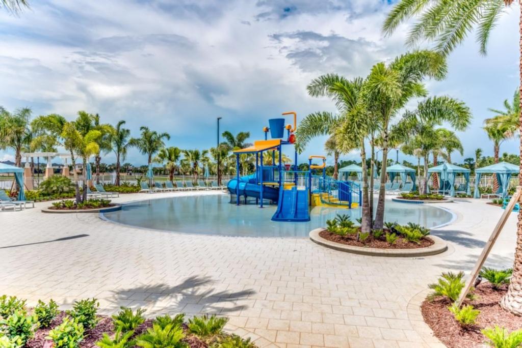 Rent Your Dream Holiday Villa in One of Orlando's most Exclusive Resorts Solara Resort Orlando Villas 2884 - image 4