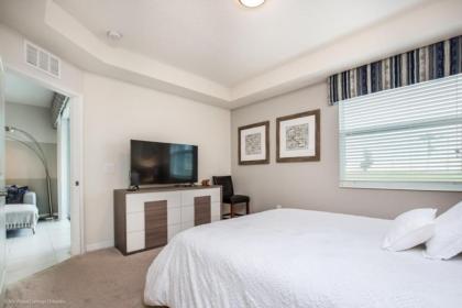 Luxury 3 Bedroom Apartment on Storey Lake Resort Orlando Apartment 3228 - image 3