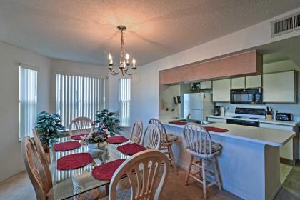 Lovely Condo with Pool Access about 6 Miles to Disney! - image 4