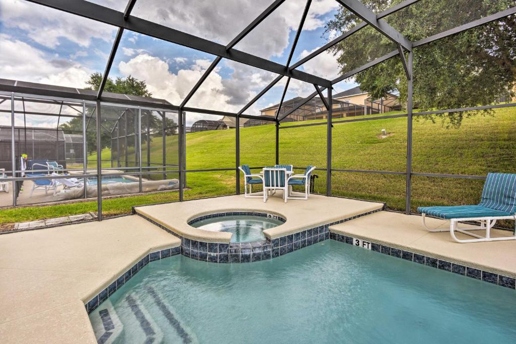 Private Pool at Emerald Island By Animal Kingdom - image 3