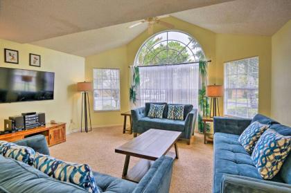 Laguna Bay Condo with Amenities   7 miles to Disney Florida