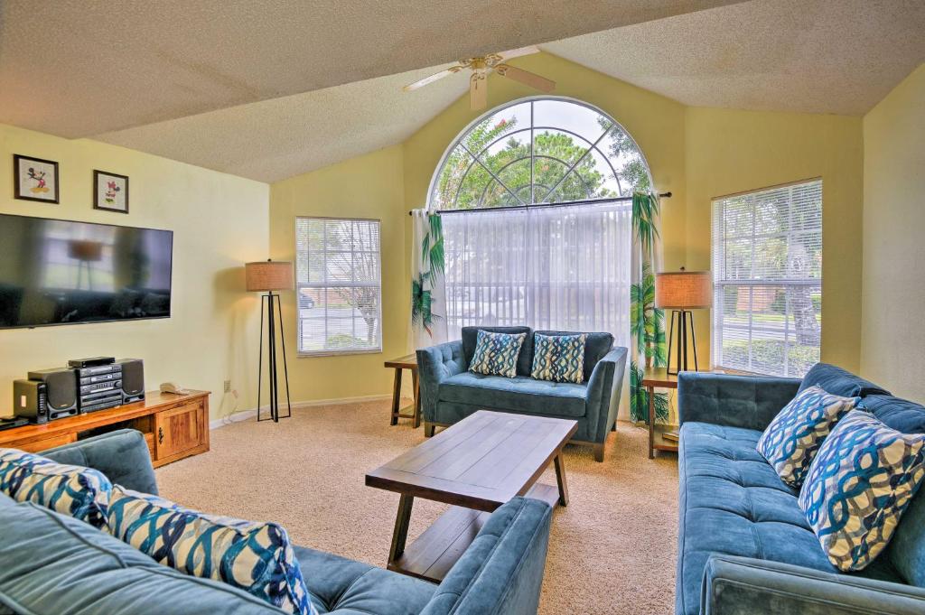 Laguna Bay Condo with Amenities - 7 Miles to Disney! - main image