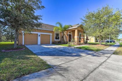 Single-Story Disney Area Home with Lake Views! - image 18