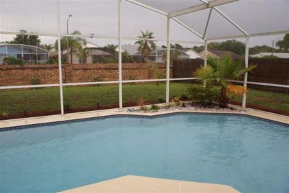 Awonderful 3 bedroom house with its own pool in the Disney area - image 4