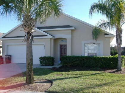 A 5 bedroom house with its own private pool in the Disney area Kissimmee