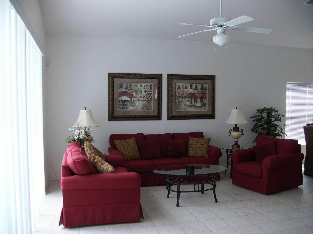 A grand 6 bedroom house in the Disney area. - image 2