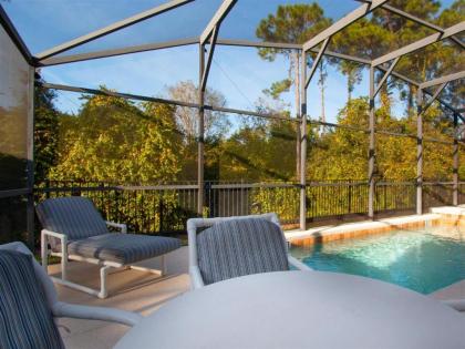 4 Bed and 3 Bath in Perfect Location with pool by Florida Dream Home - image 1