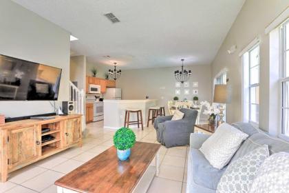 Sunny Villa with Pool and Lanai   8 mi to Disney Kissimmee